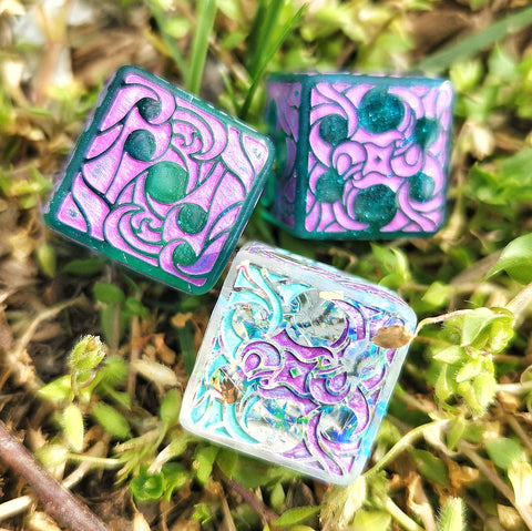 'Making Waves' Handpainted Handmade Resin Pipped Oversized D6 Polyhedral Gaming Dice