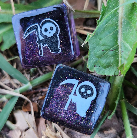 'Don't Fear the (Chibi) Reaper' Glowing Handmade D6
