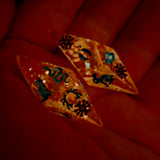 Dungeon Master Handmade Resin Glow in the Dark Random Chimera Creator D8 D10 Pair Gaming TTRPG Story Dice