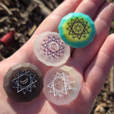 'Sun & Moon' Individual Beveled Coin Gaming D2 Dice Probability Flip Game of Chance