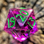 ‘Toxicity’ Colorshifting Purple Spindown D20