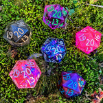 ‘Toxicity’ Colorshifting Purple Spindown D20